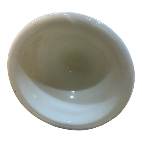 Harvest Milk Glass by Colony. Height: 10 1/4”
Width: 6 7/8” EUC - Picture 5 of 5